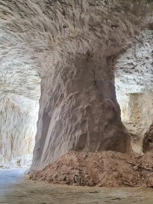 Salt - Image 2