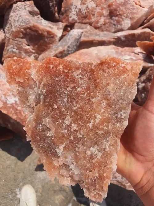 Salt - Image 8