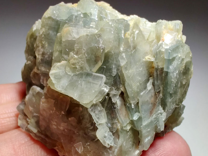 green barite
